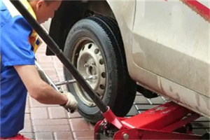 左贡附近拖车24小时服务热线电话